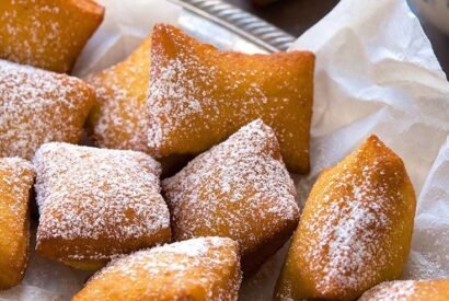 Thumbnail for Classic beignets recipe-How to make beignets