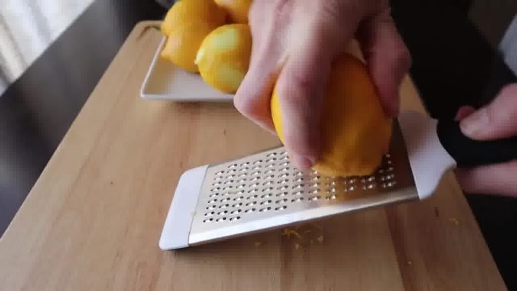 Creamy Vegan Lemon Panna Cotta