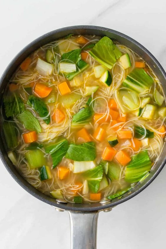 (Easy and Healthy) Asian Noodle Soup